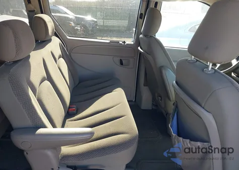 2006 Chrysler Town & Country z USA, uszkodzony, nr VIN 1A4GP45RX6B747234